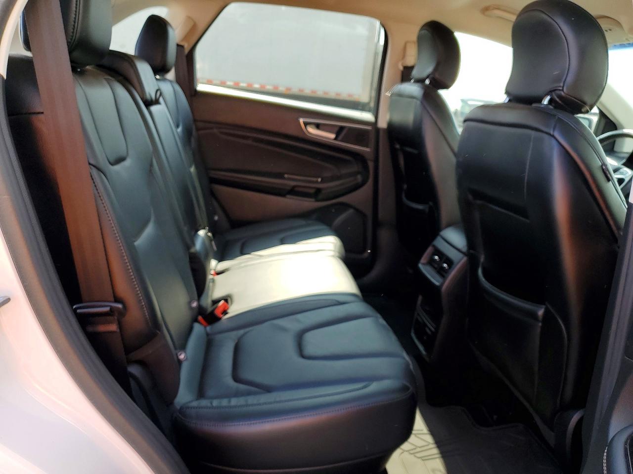 Ford Edge Titanium