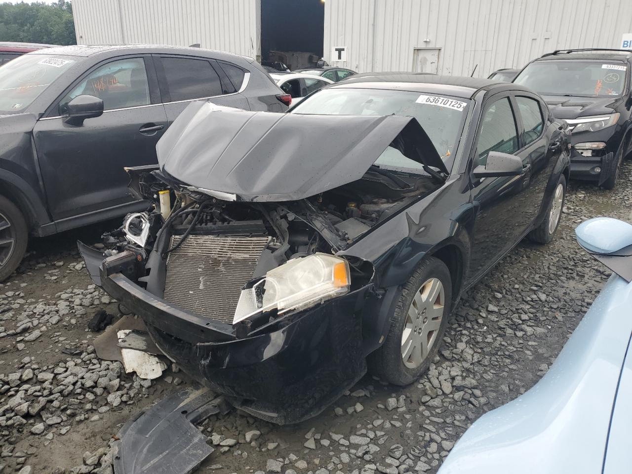 Salvage Dodge Avenger Image