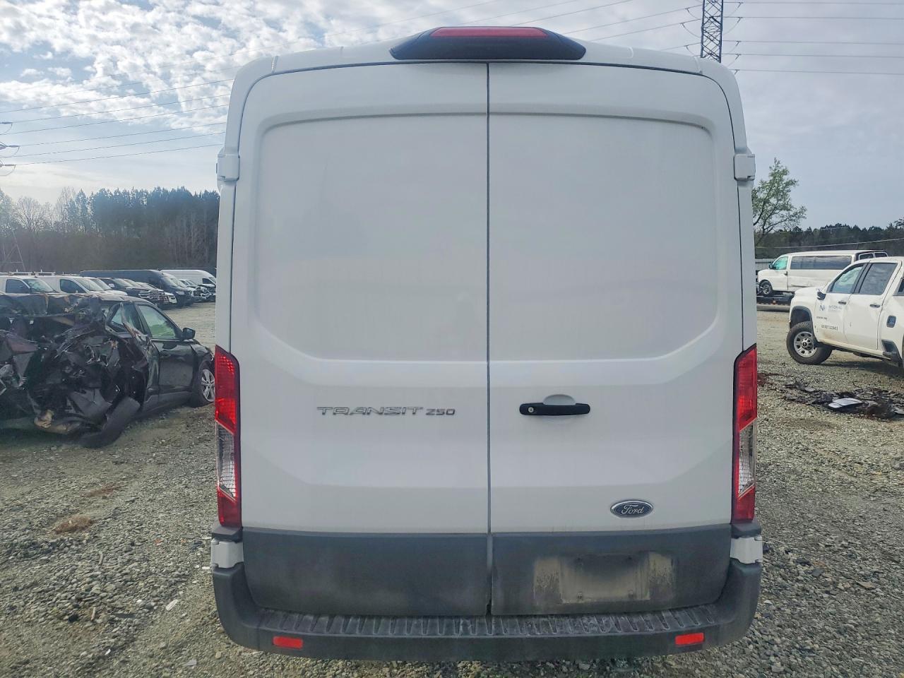 Ford Transit T-250