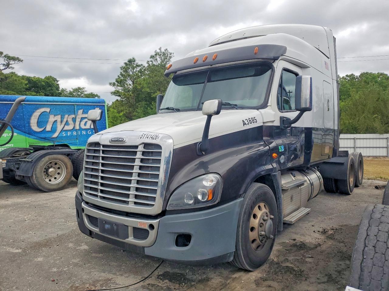 Freigliner Cascadia 125