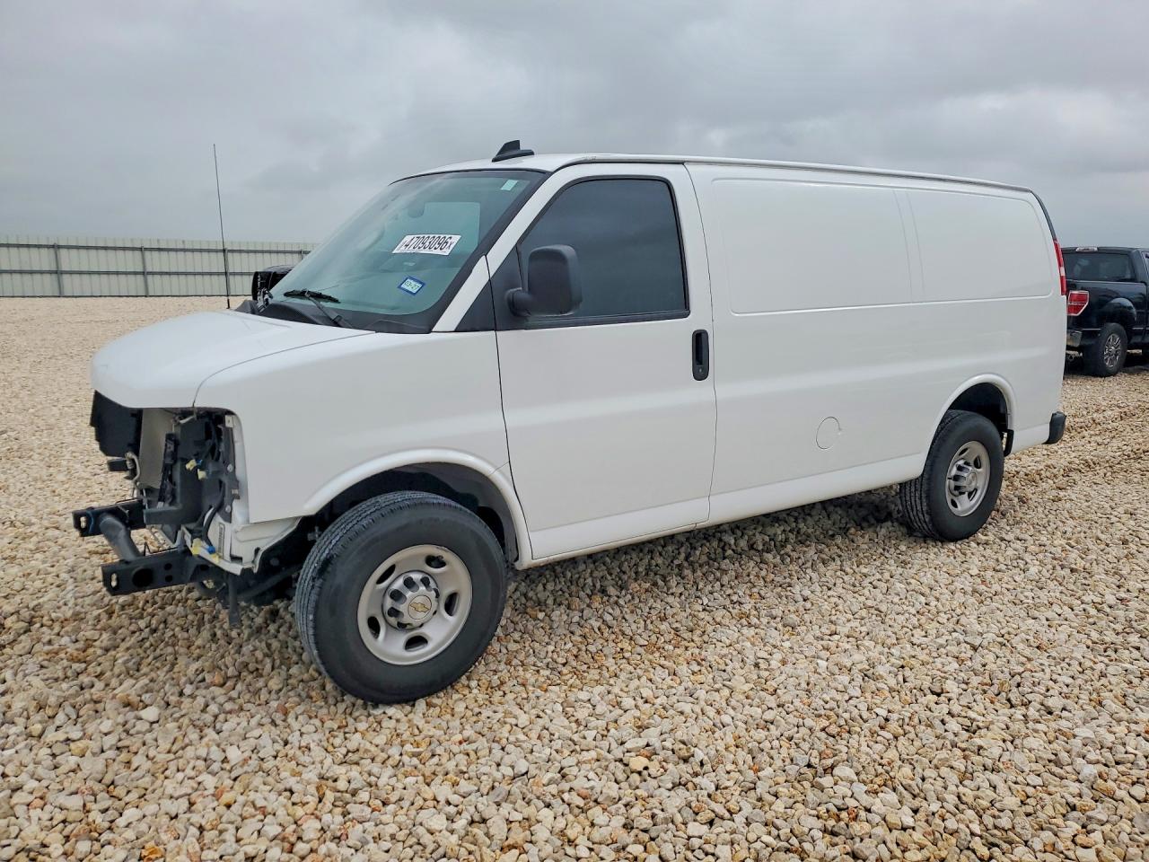 Salvage Chevrolet Express Image