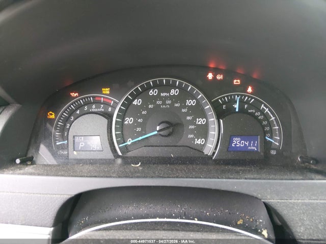 Toyota Camry Le
