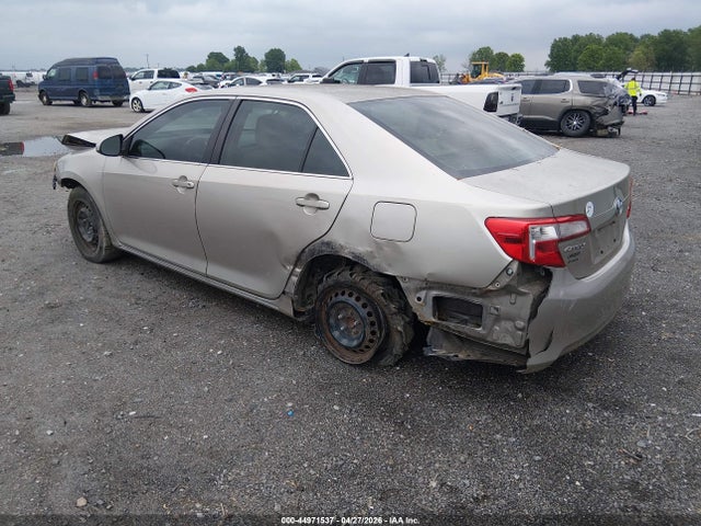 Toyota Camry Le
