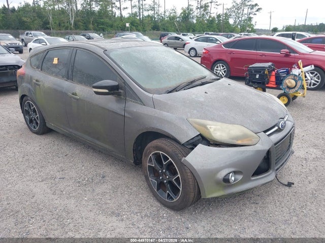 Salvage Ford Focus Image