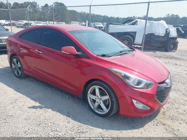 Salvage Hyundai ELANTRA Image
