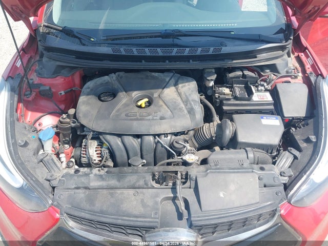 Hyundai ELANTRA