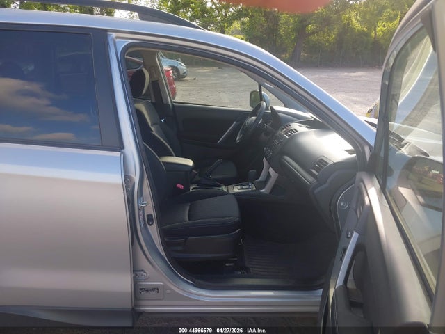 Subaru Forester 2.5i Premium