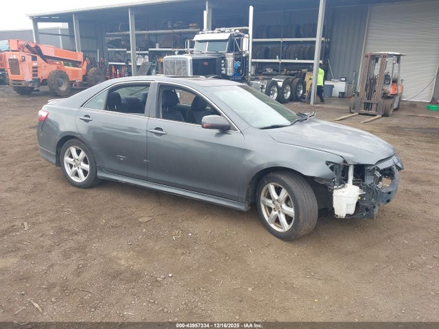 Salvage Toyota Camry Image