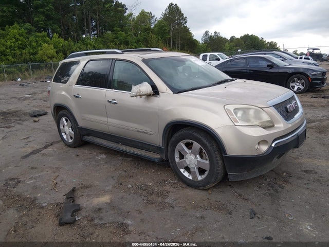 Salvage GMC Acadia Image