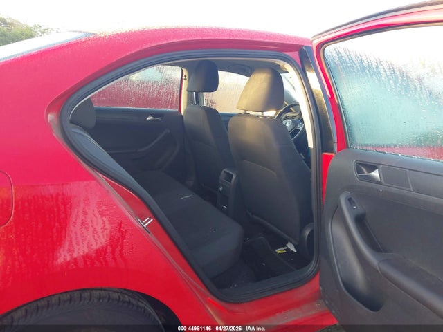 Volkswagen Jetta 2.0l S