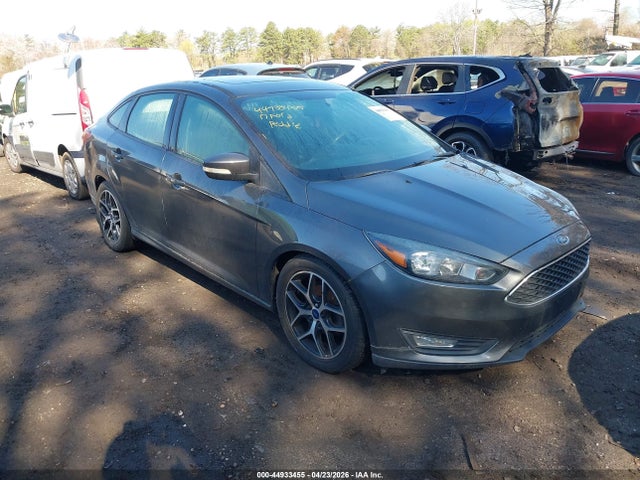 Salvage Ford Focus Image