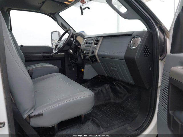 Ford F-750 Diesel