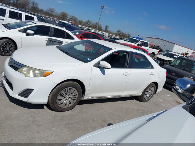 Toyota Camry Le