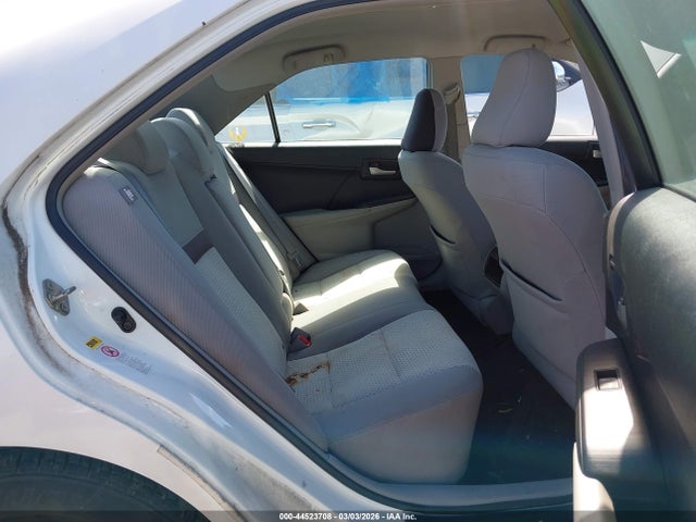 Toyota Camry Le