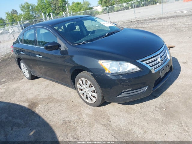 Salvage Nissan Sentra Image