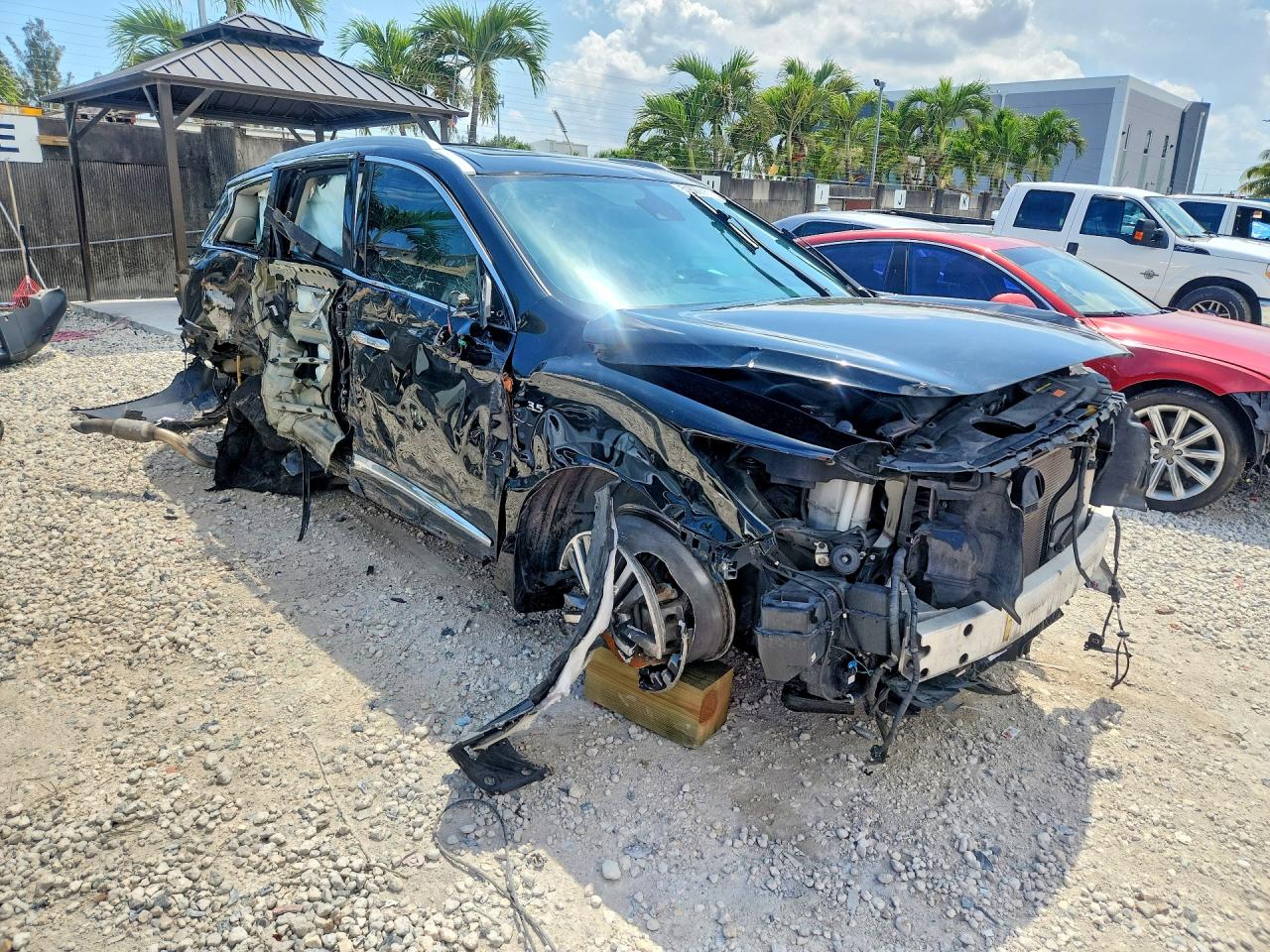 INFINITI Qx Pure