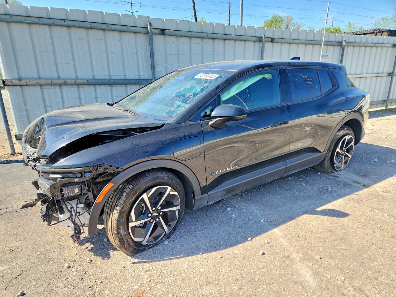 Salvage Chevrolet Equinox Image