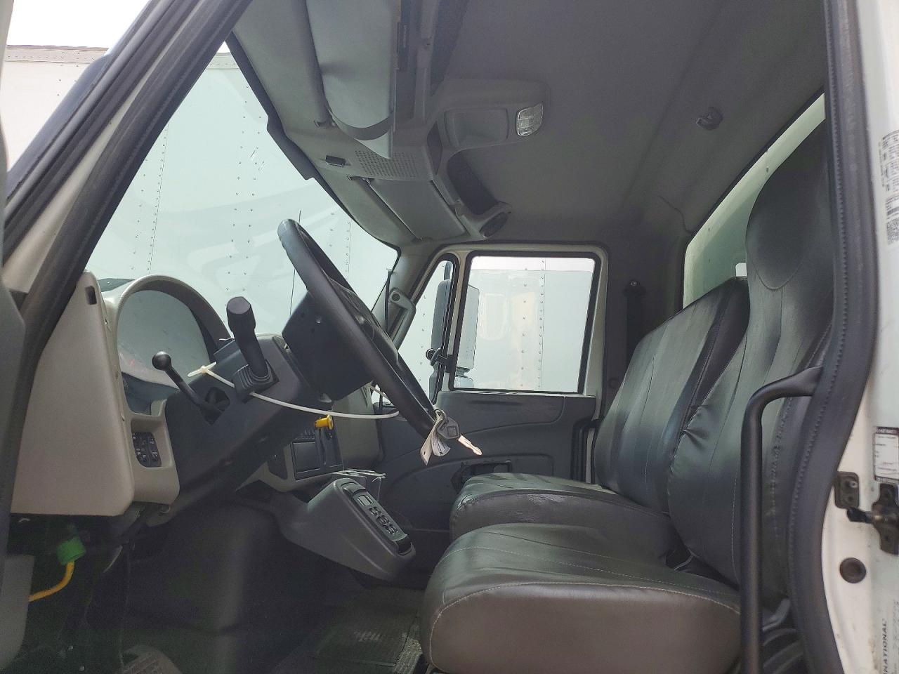 International 4400