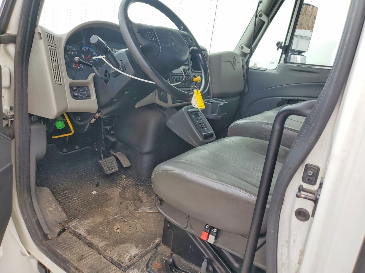 International 4400
