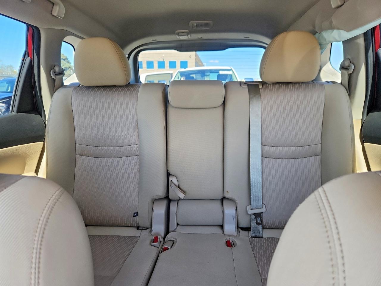 Nissan Rogue Sv