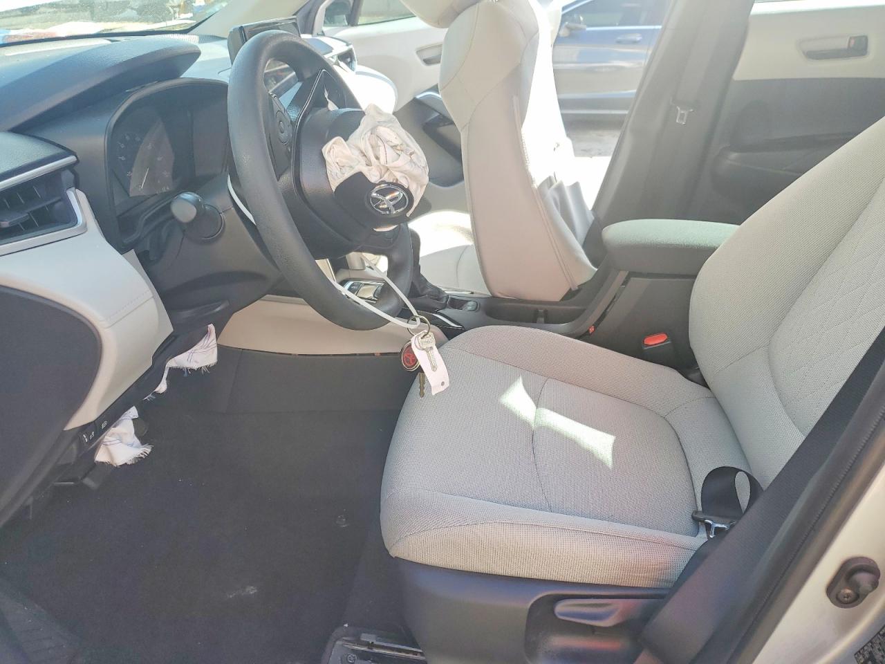 Toyota Corolla L