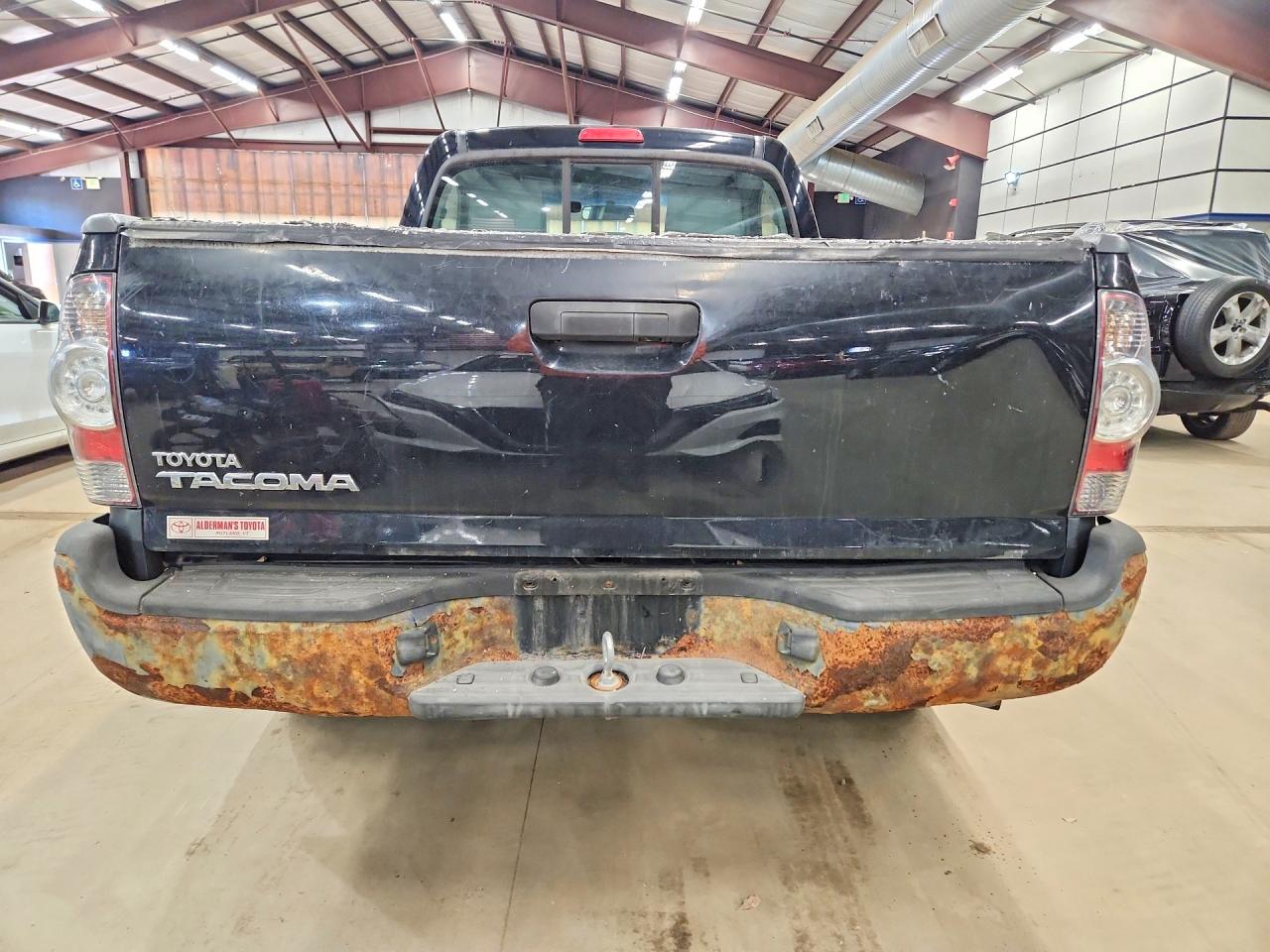 Toyota Tacoma Base
