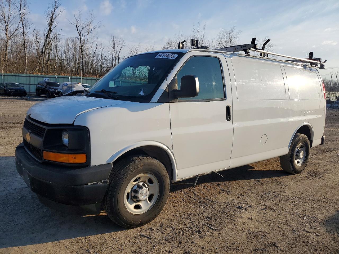 Salvage Chevrolet Express Image