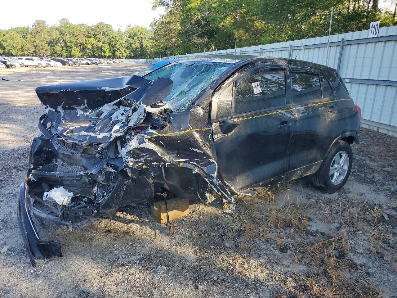 Salvage Chevrolet Trax Image