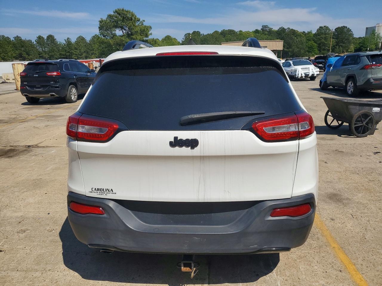 Jeep Cherokee Sport