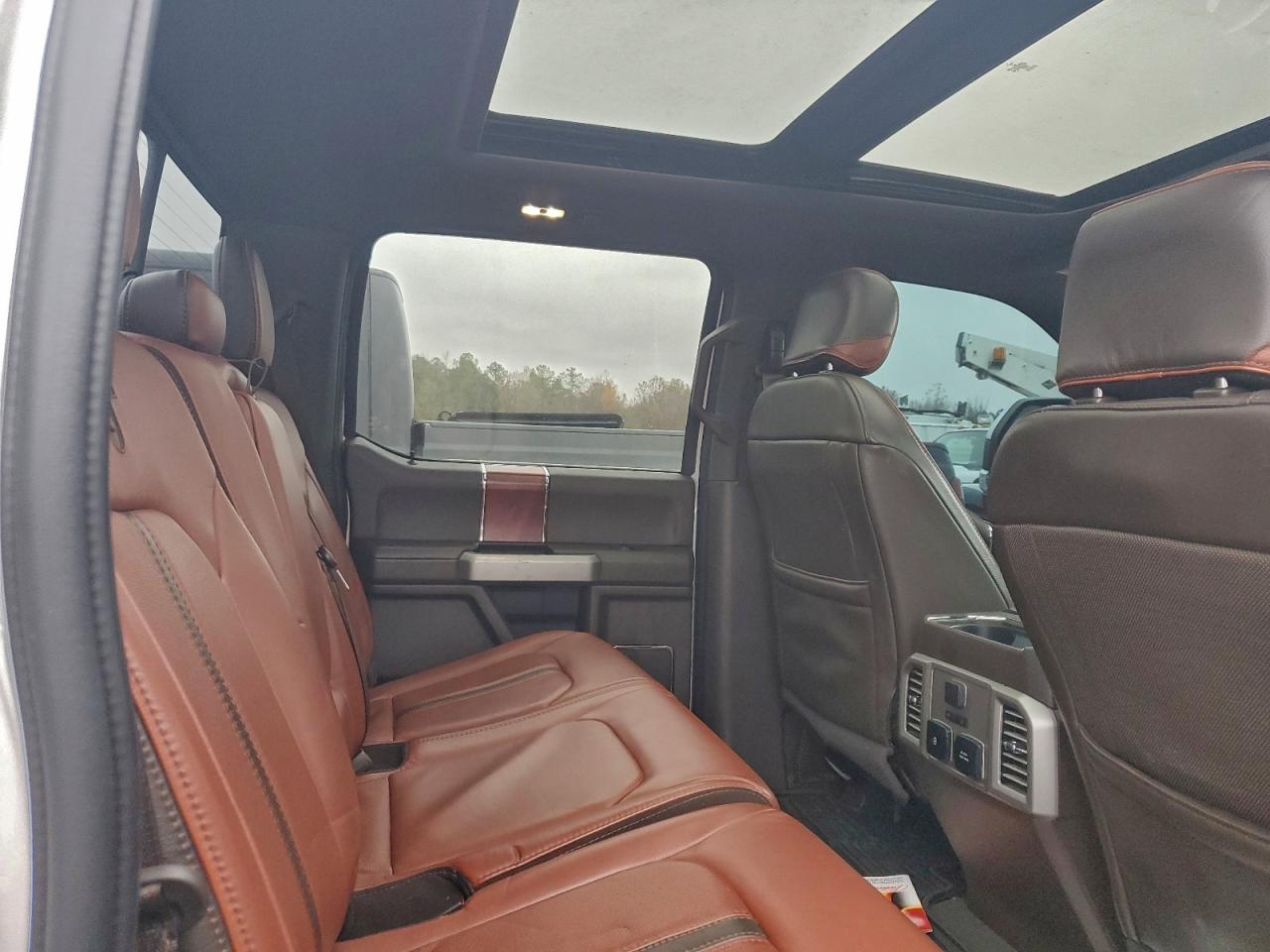 Ford F-450 Super Duty