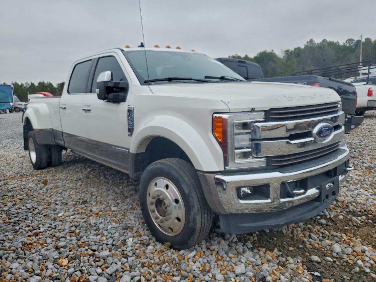 Ford F-450 Super Duty