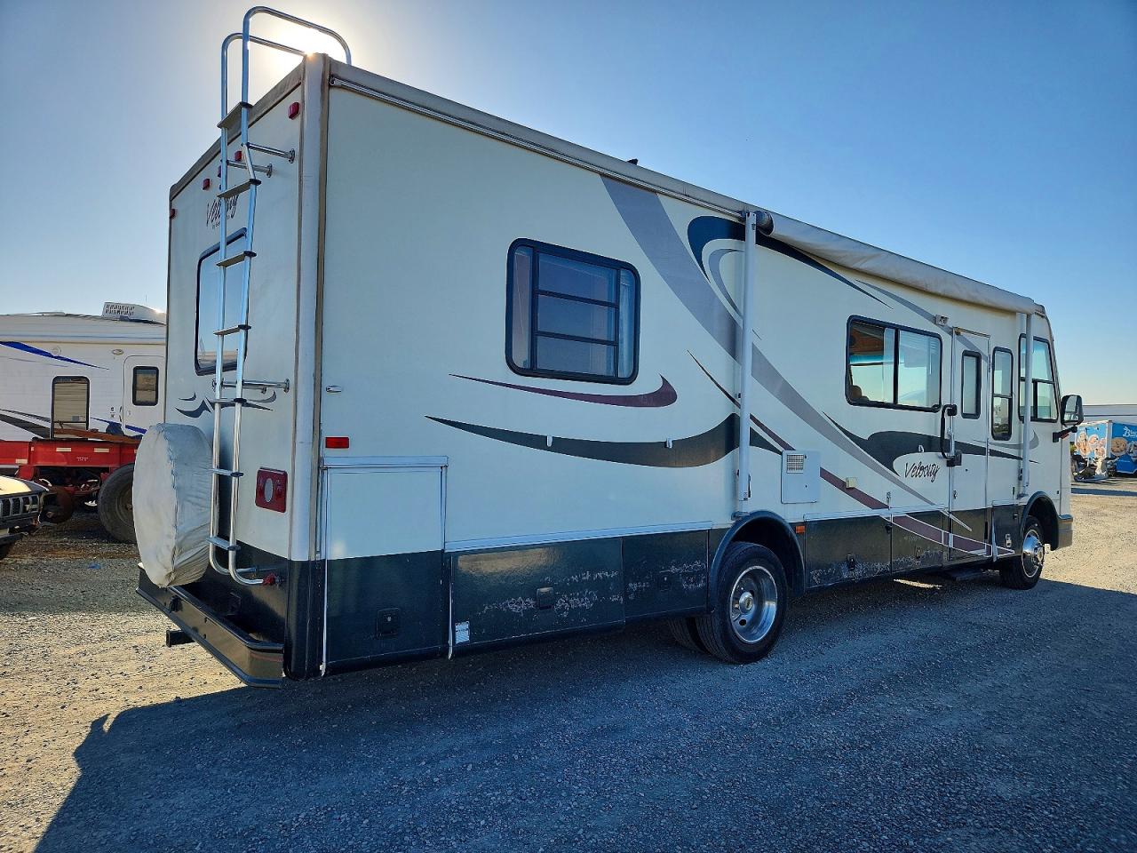 Coachmen F-550
