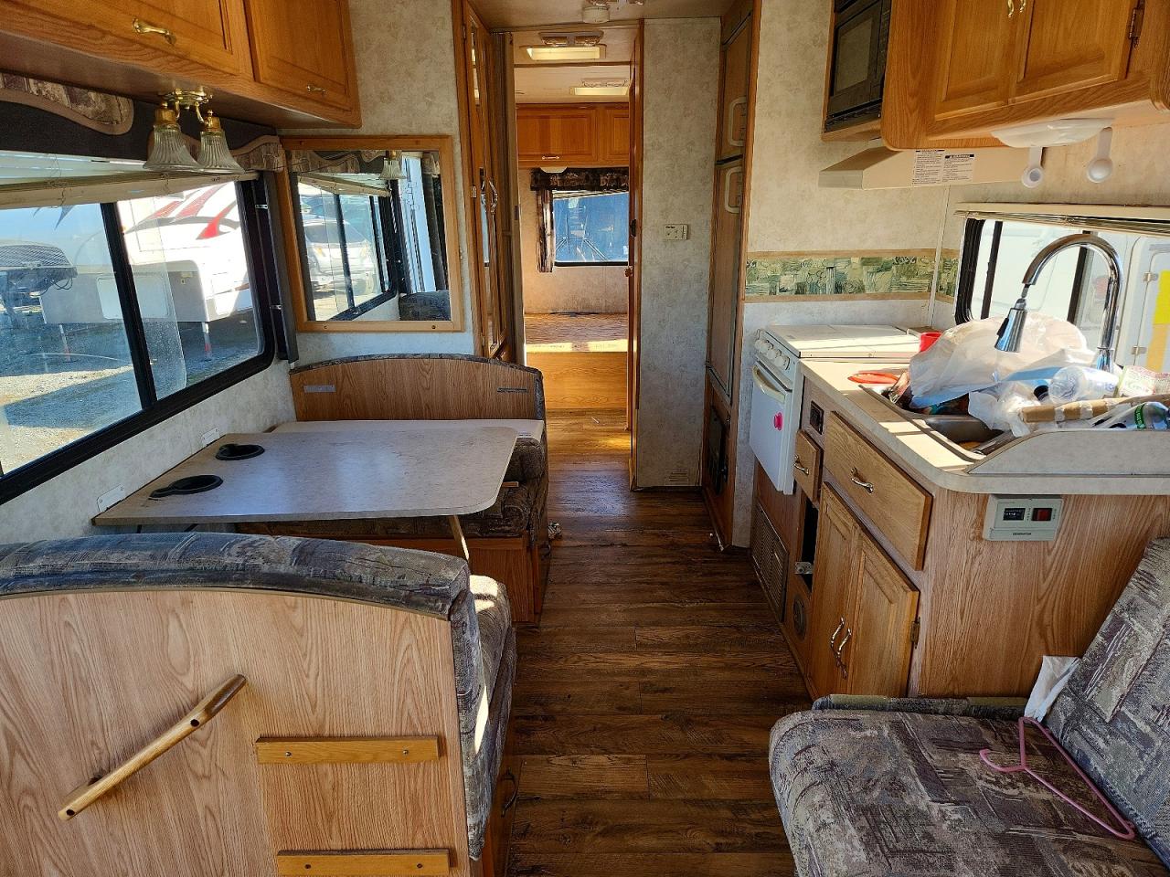 Coachmen F-550