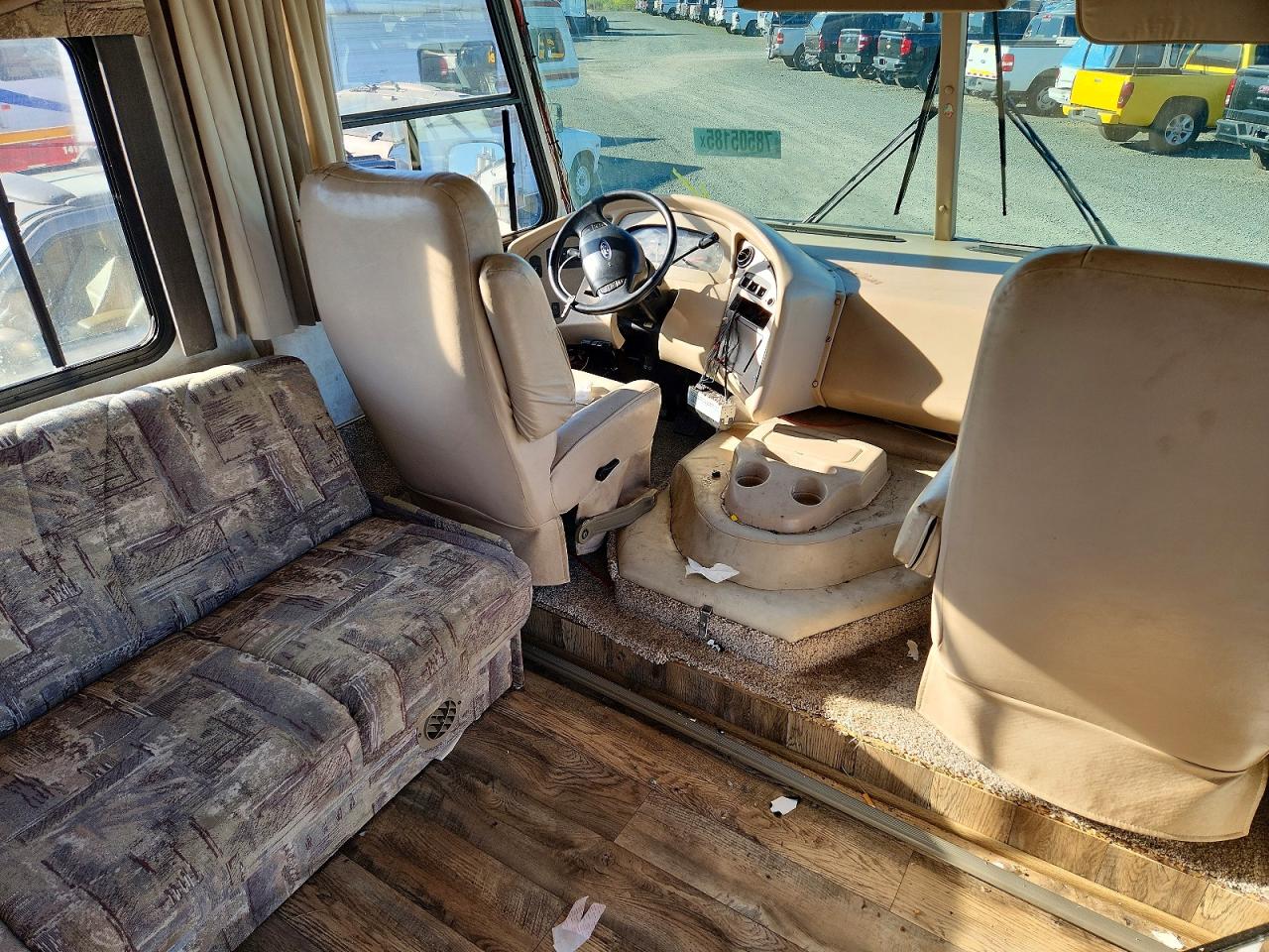 Coachmen F-550