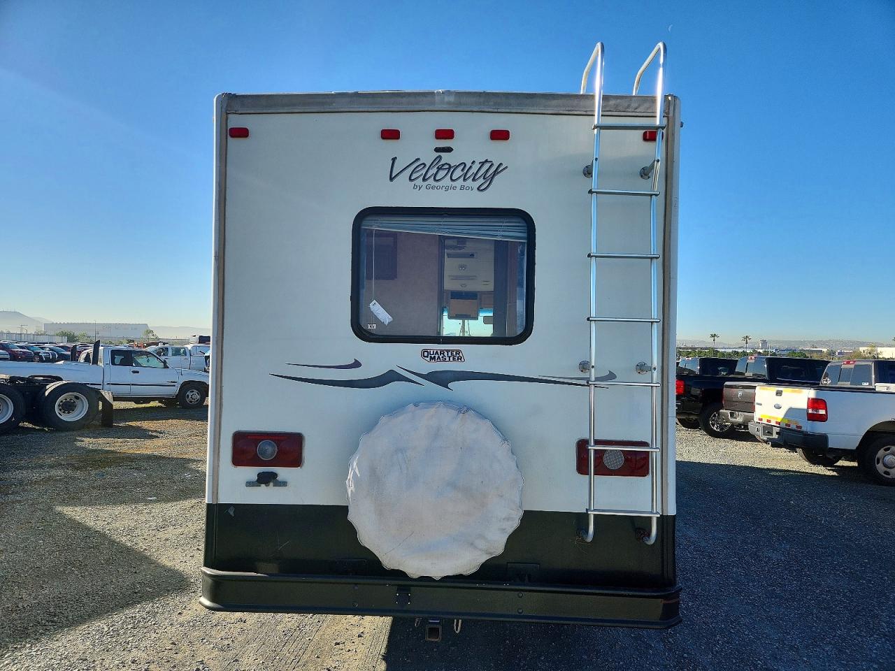 Coachmen F-550