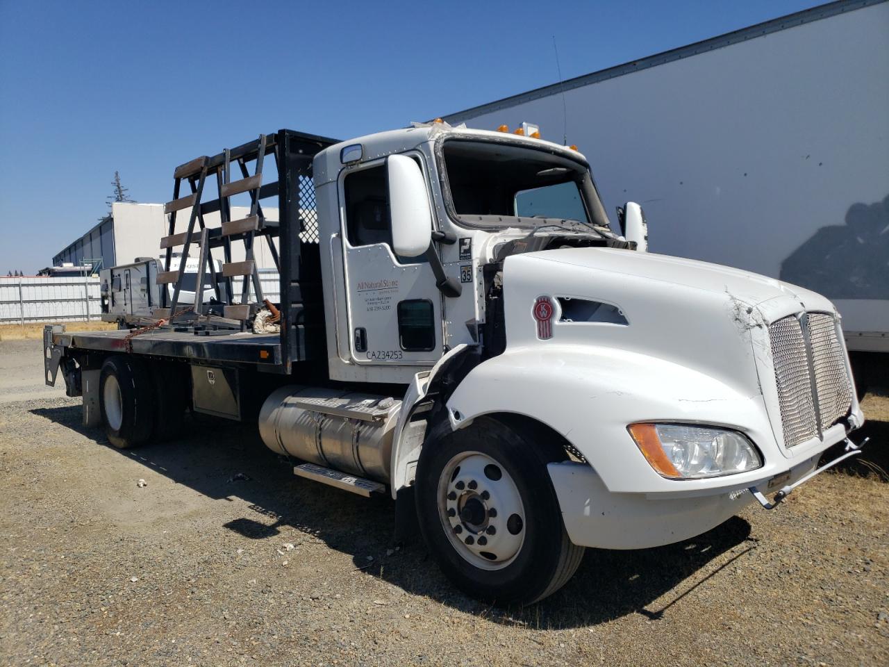 Salvage Kenworth T370 Image