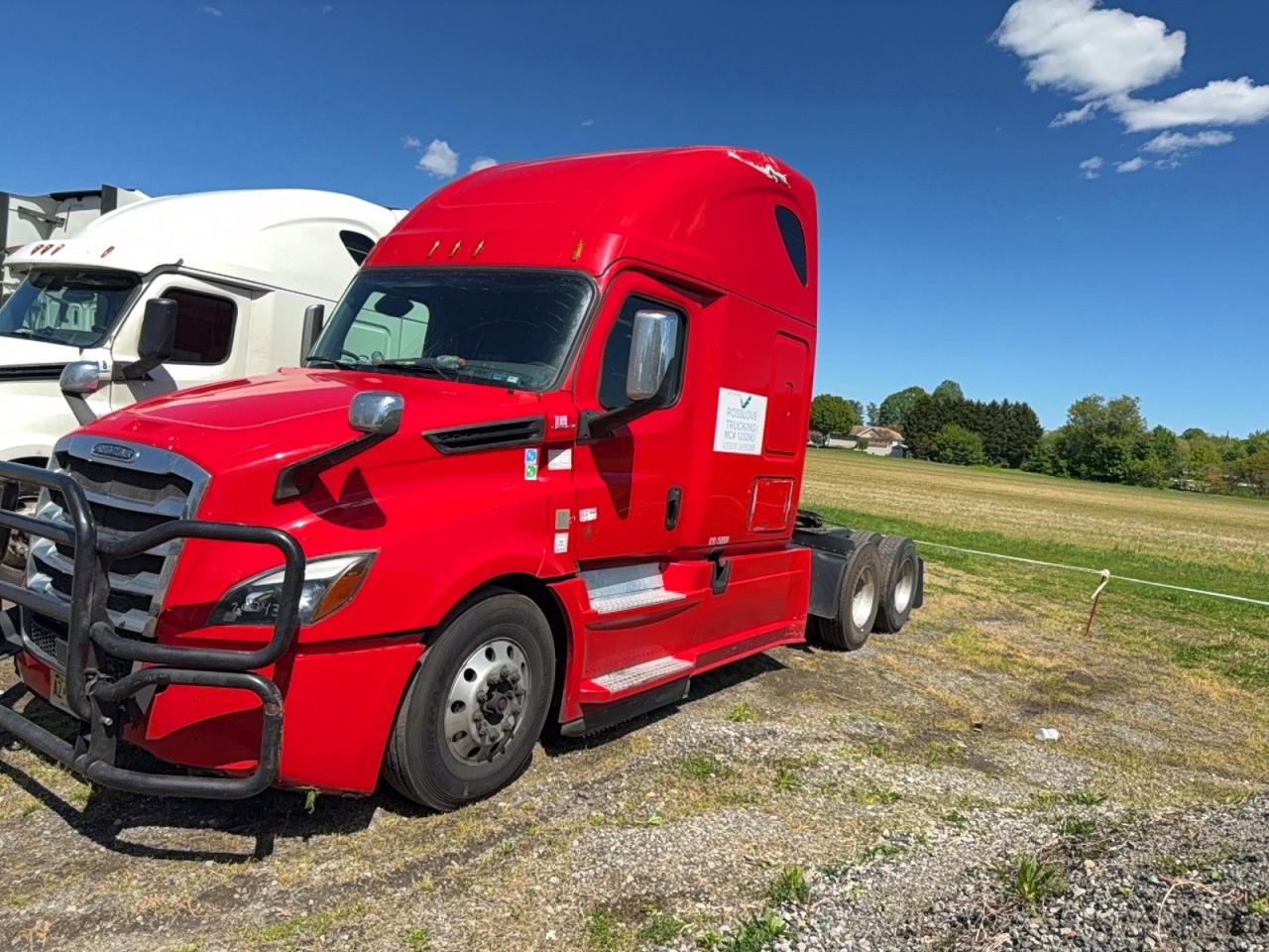 Freigliner Cascadia 126