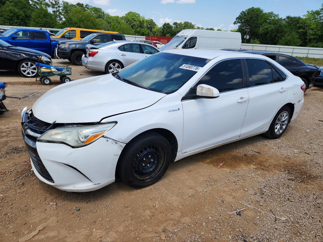 Salvage Toyota Camry Image