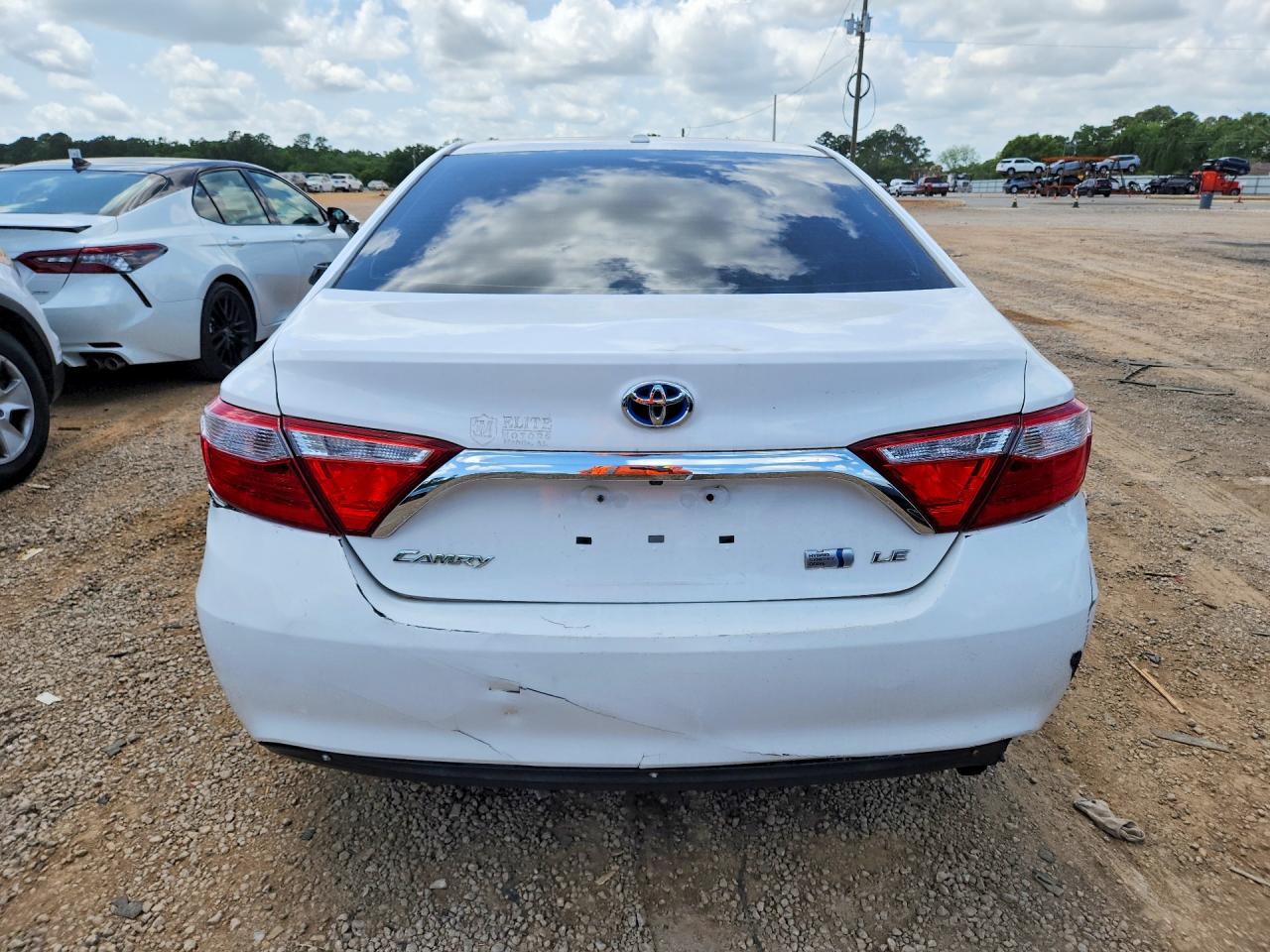Toyota Camry Le