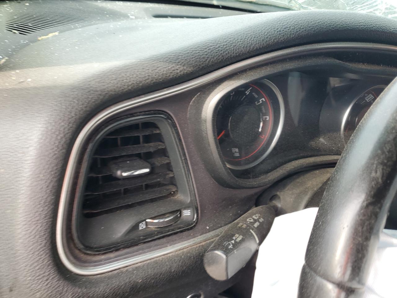 Dodge Challenger Sxt