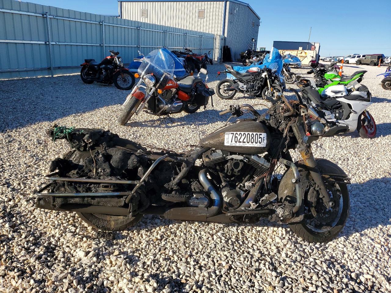 Salvage Harley-Davidson Fl Image