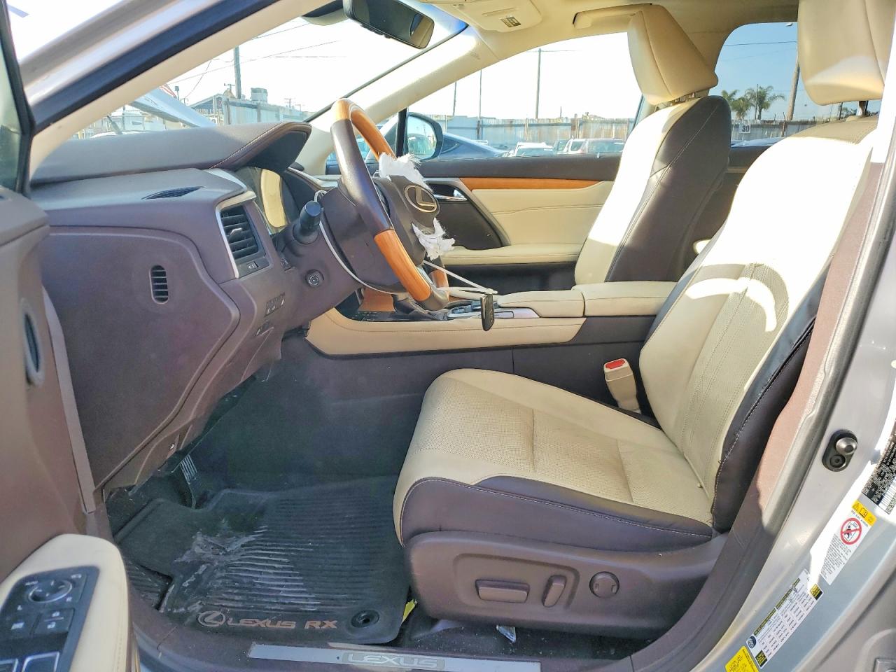 Lexus RX Base