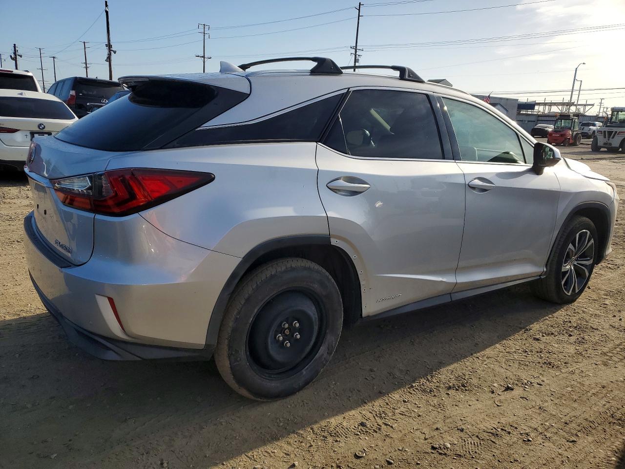 Lexus RX Base