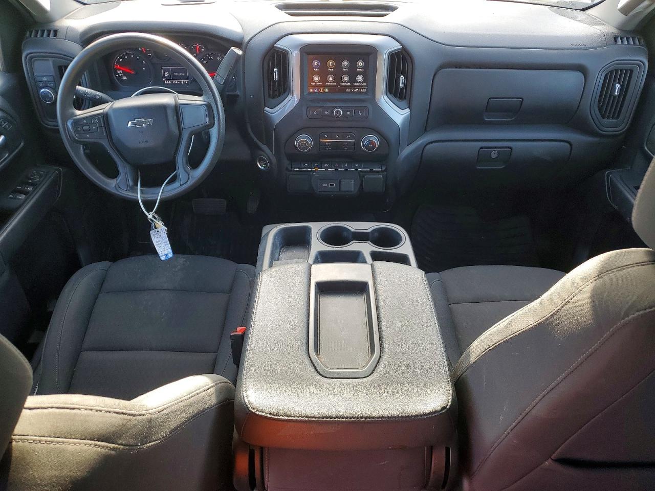 Chevrolet Silverado C1500 Custom