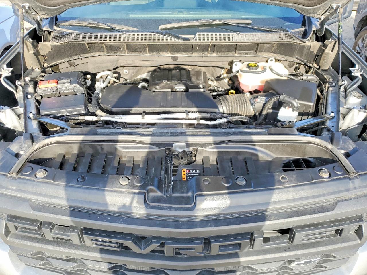 Chevrolet Silverado C1500 Custom