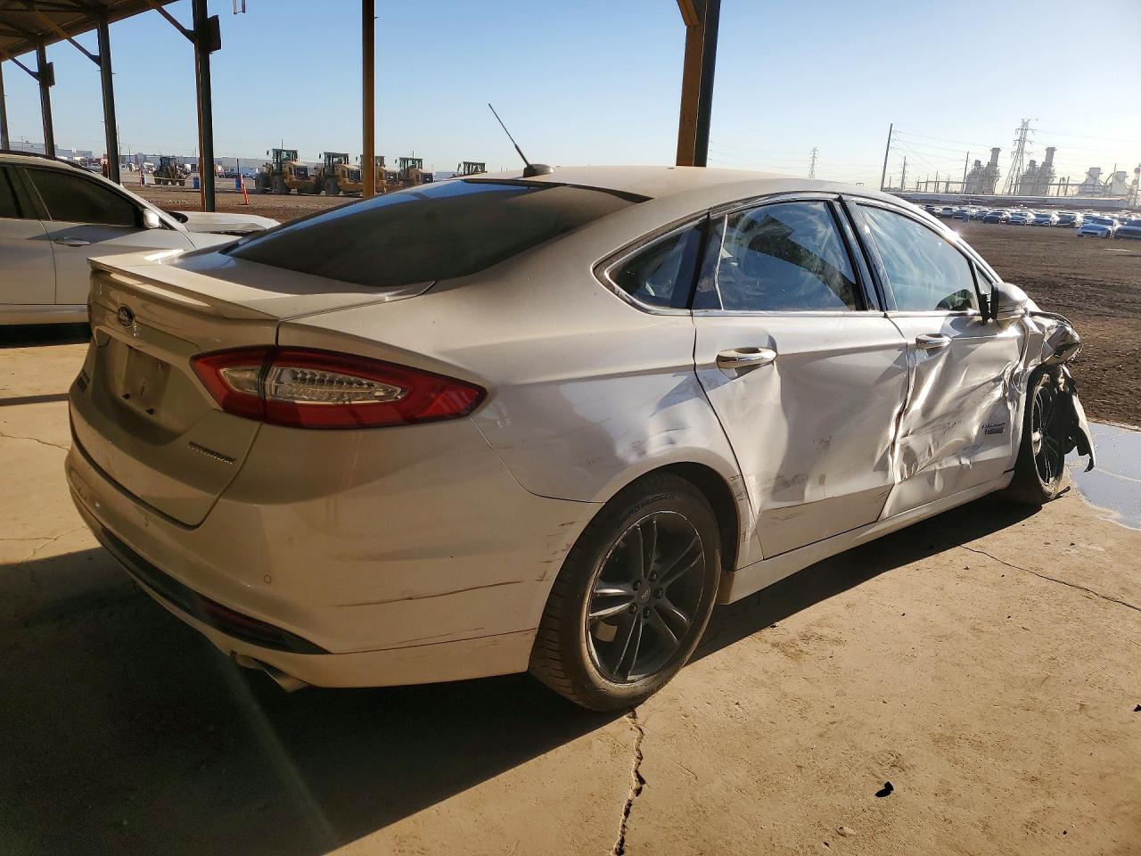 Ford Fusion Titanium Phev