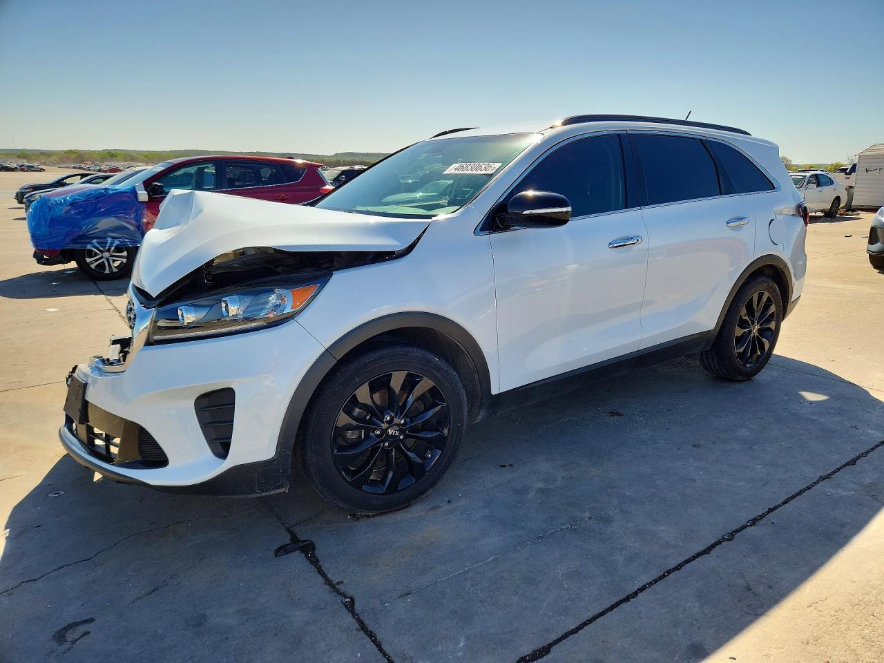 Salvage Kia Sorento Image