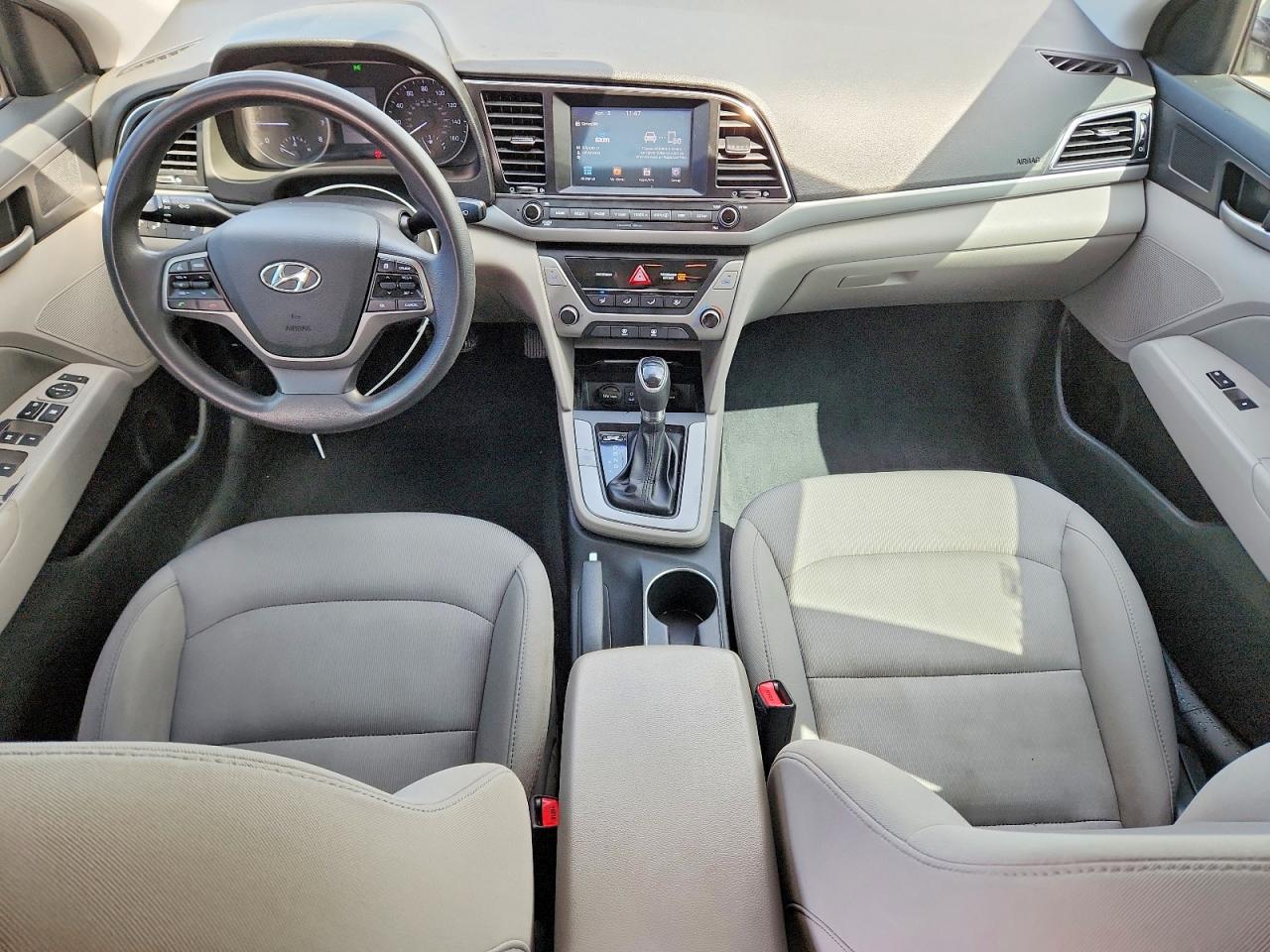 Hyundai ELANTRA Sel