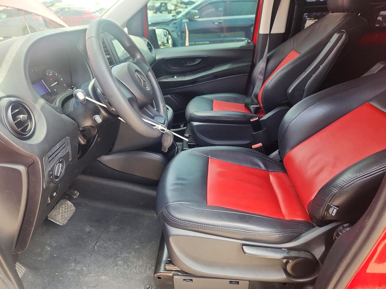 Mercedes-Benz Metris