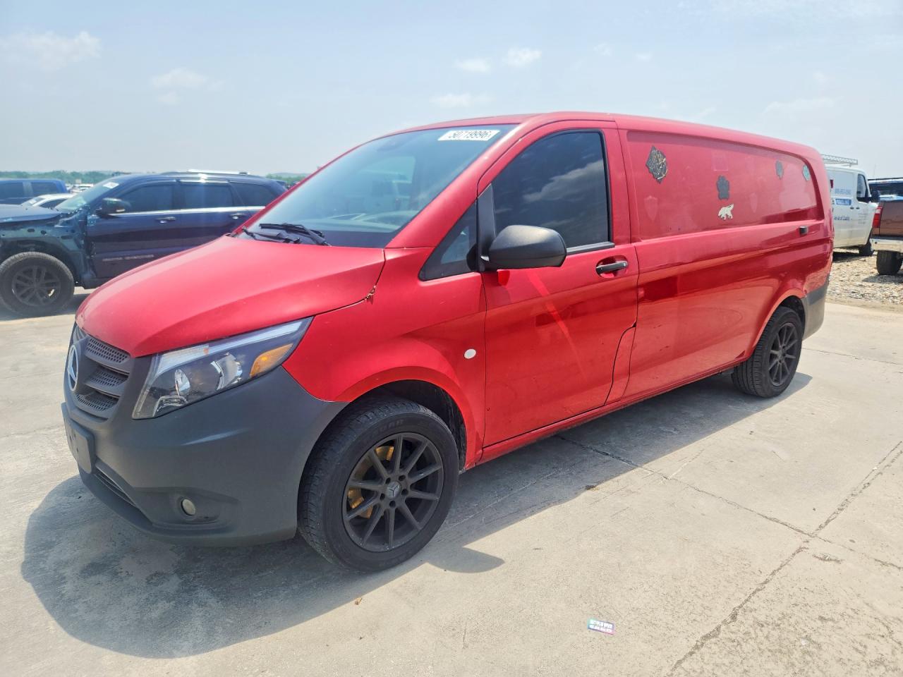 Salvage Mercedes-Benz Metris Image